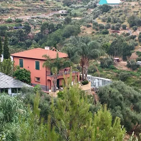 La Casa Del Podere Castellaro (Liguria)